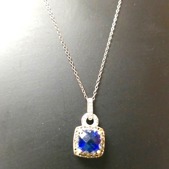 PENDANT,London Blue Topaz or Lab Blue Spinel. 9mm x 7mm in 925SS J#21 EUC - Picture 5 of 5